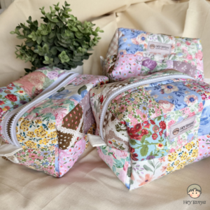 Daily Essentials Bag: Garden Picnic Patchwork