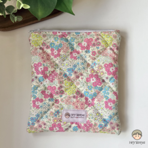 [Ditsy Summer Floral] E-Reader & Book Sleeve